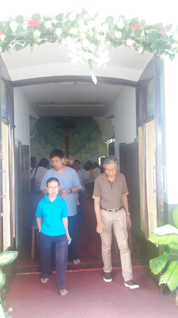 Umat Paroki Santo Yoseph Palembang Ziarah ke Pintu Suci