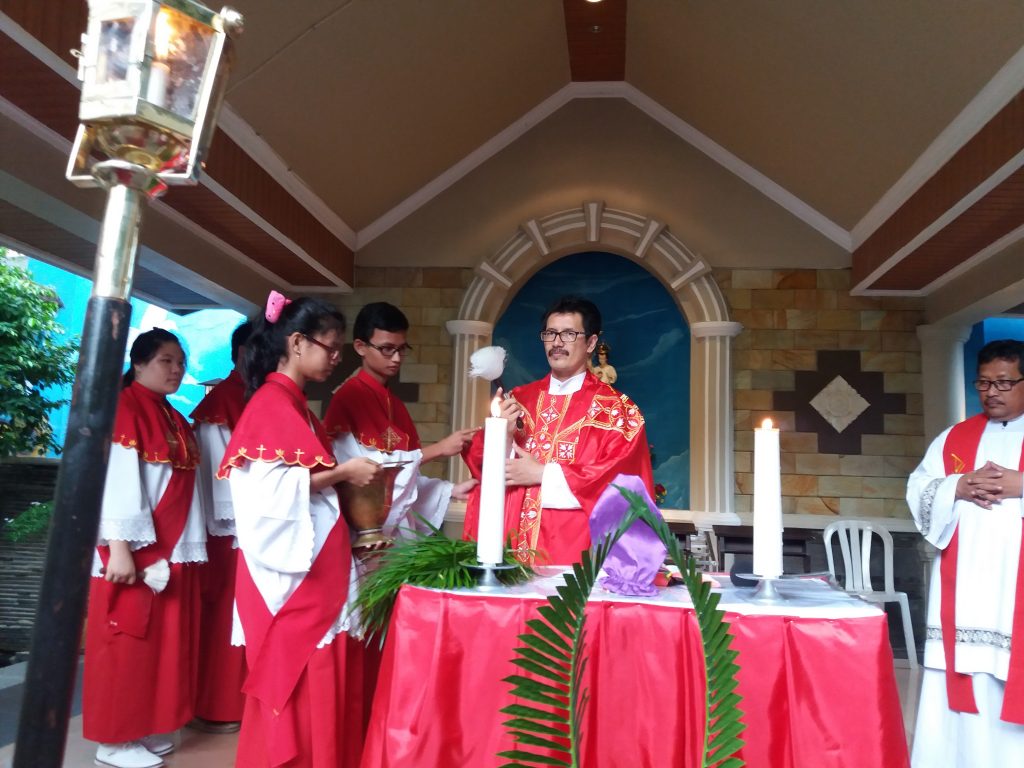 Umat Santo Yoseph  Mengenang Minggu Sengsara Yesus