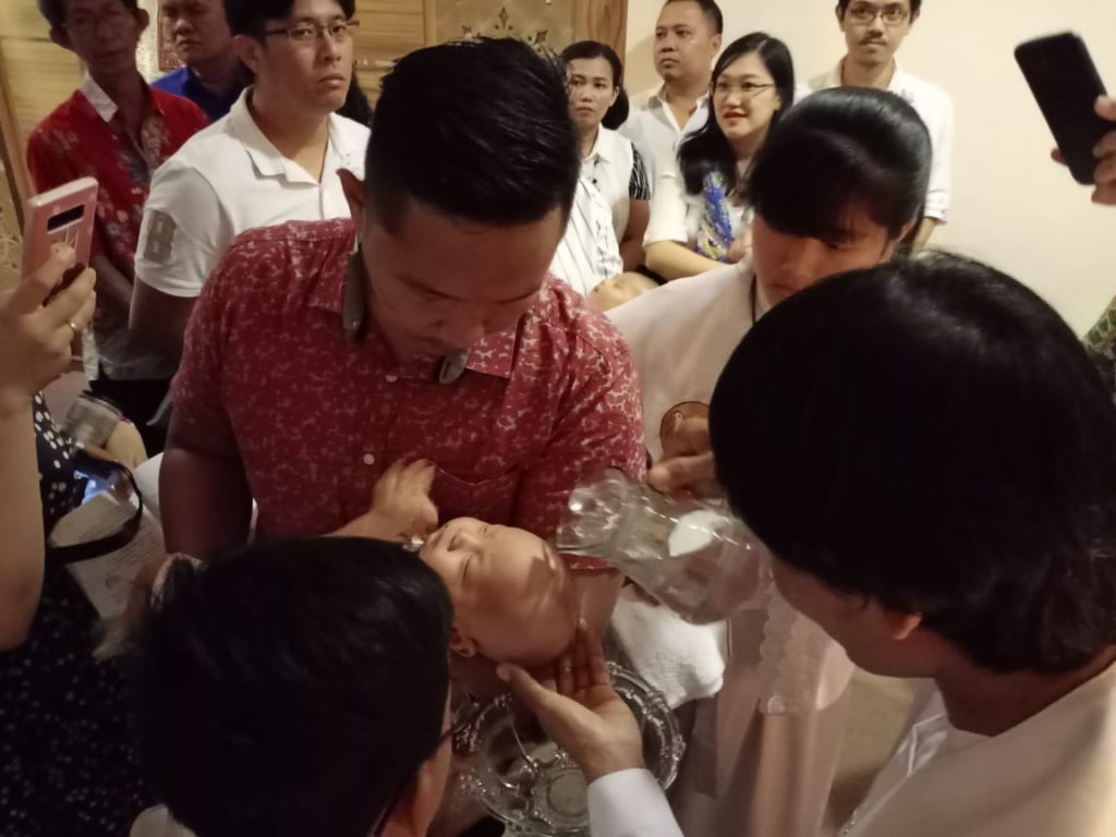 Orang Tua Mewariskan Iman Kepada Anaknya Orang Tua Mewariskan Iman Kepada Anaknya