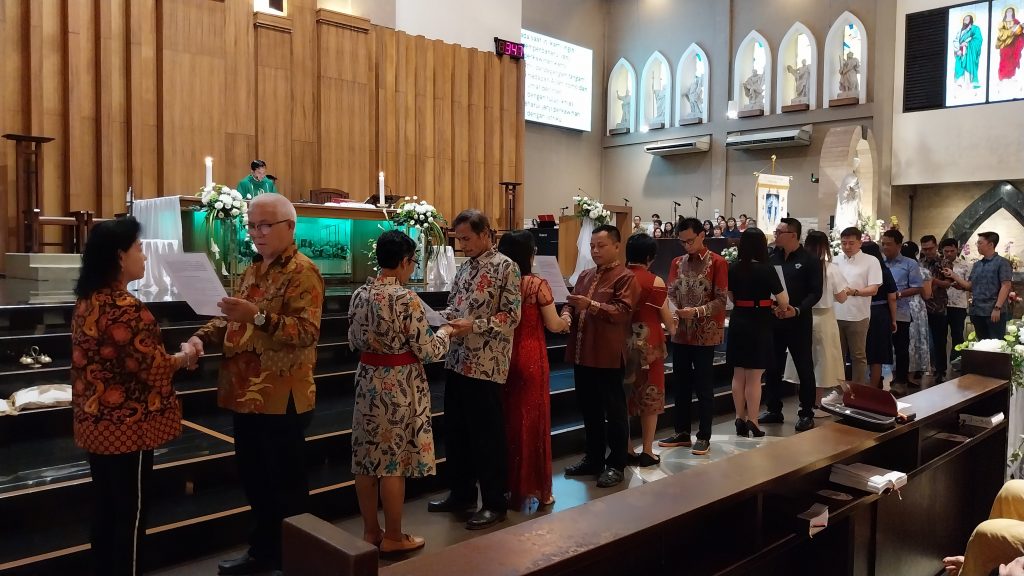 Menjadi Keluarga Baru Yang Lebih Baik Dalam Kasih Tuhan
