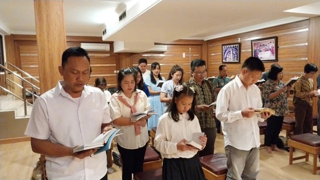 Mari Mengambil Bagian Dalam Pelayanan Gereja