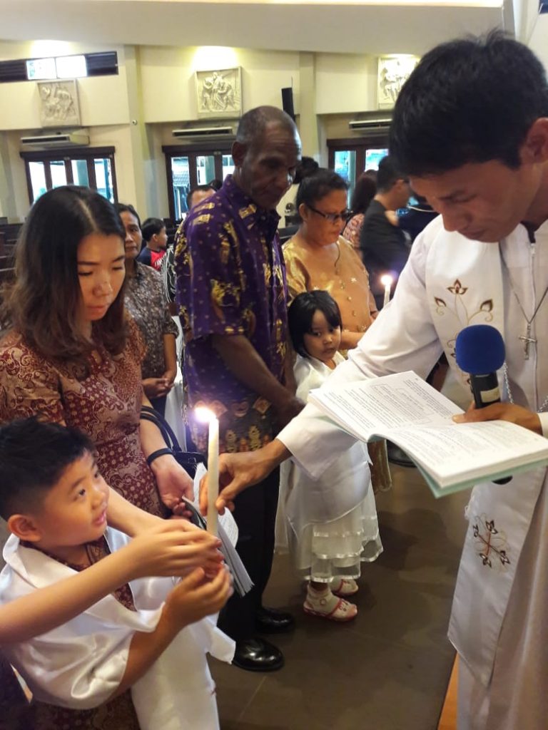  Baptisan  Bayi  dan Dewasa Santo Yoseph Palembang