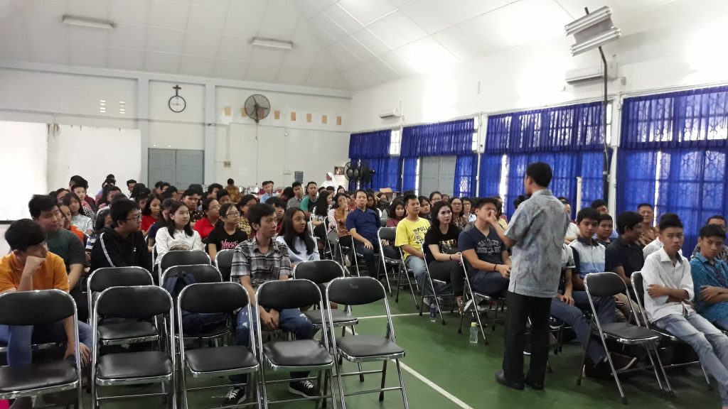 Calon Krisma Menimba Kekuatan Lewat Rekoleksi