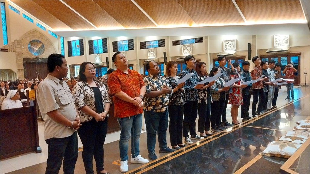 OMK Santo Yoseph Palembang Saatnya Bangkit Bersama Pengurus Baru OMK Santo Yoseph Palembang Saatnya Bangkit Bersama Pengurus Baru
