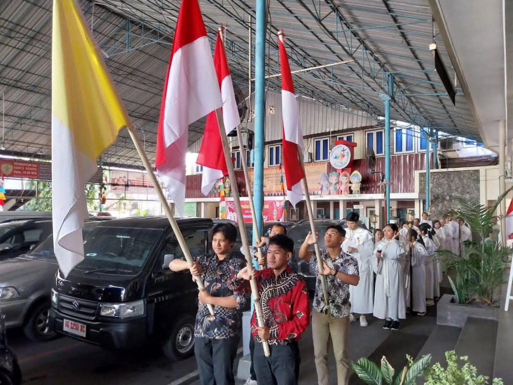 Berjuanglah Untuk Kemerdekaan Sejati, Menjadi Anak Allah Yang Membela kebenaran dan Menceritakan Kebaikan. Berjuanglah Untuk Kemerdekaan Sejati, Menjadi Anak Allah Yang Membela kebenaran dan Menceritakan Kebaikan.