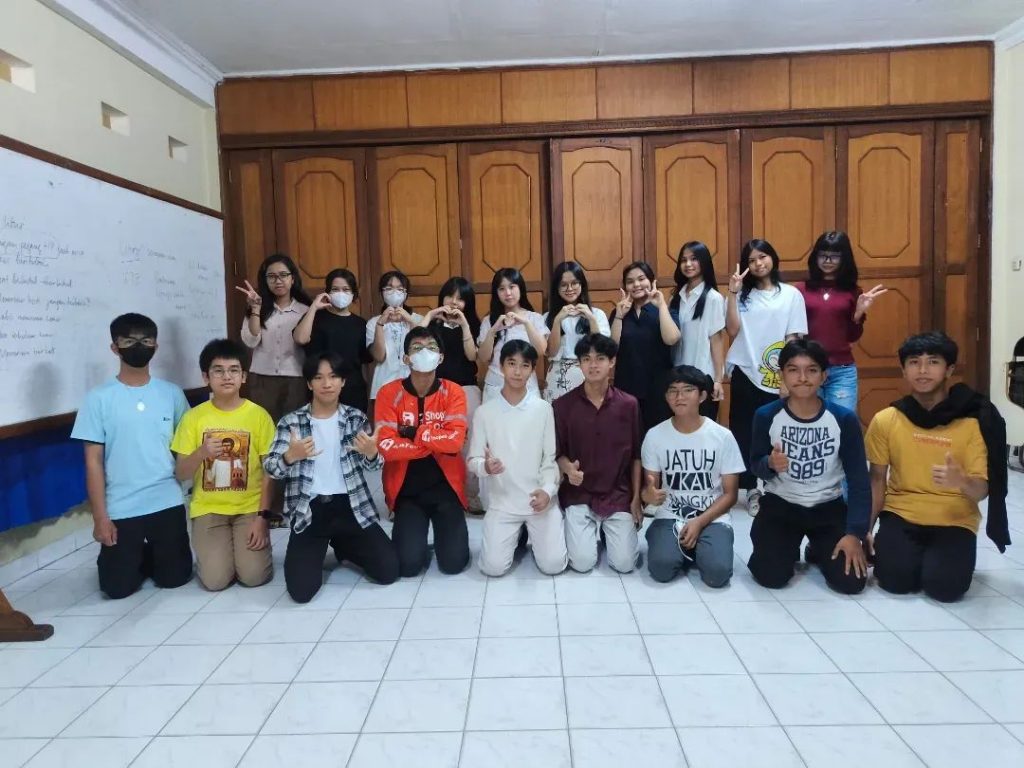Remaka Santo Yoseph Palembang Rayakan Hari Orang Kudus Sedunia