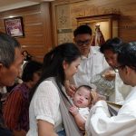 Lima Anak Menjadi Anggota Gereja Katolik