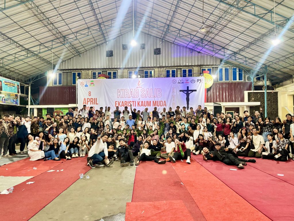 OMK Dekanat Palembang Menyambut Salib KYD 2026