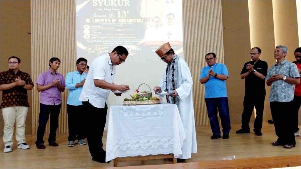 13 Tahun Kesetiaan Tuhan Menemani Imamat Romo Liberto Dan Romo Sugiarno 13 Tahun Kesetiaan Tuhan Menemani Imamat Romo Liberto Dan Romo Sugiarno