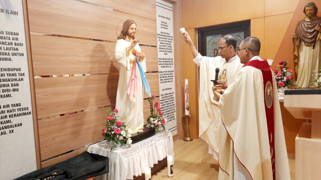 Devosan Kerahiman Ilahi Selalu Mengandalkan Dan Percaya Kepada Yesus Devosan Kerahiman Ilahi Selalu Mengandalkan Dan Percaya Kepada Yesus